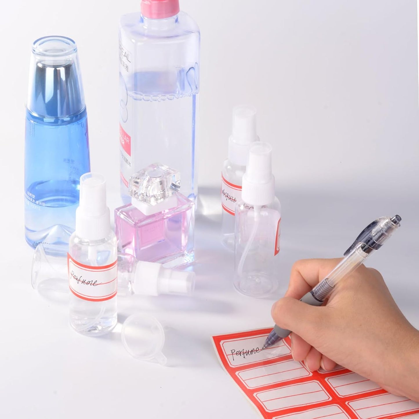 Spray Bottle, 2oz/50ml Small Plastic Fine Mist Spray Bottles, Mini Empty Travel Bottles with Funnels and Labels 20 Pack