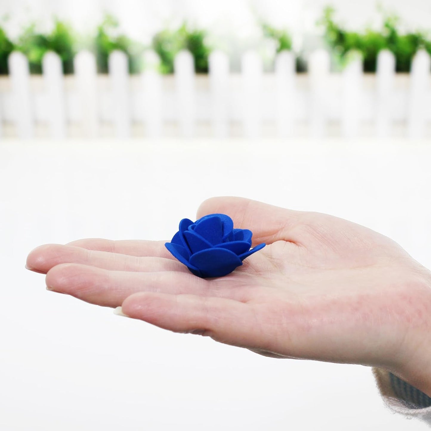 500 Pcs 1.4 Inch Mini Artificial Flowers Head Bulk 5 in 1 Set Faux Foam Fake Small Rose Tiny Baby Flores Bouquet Cake Gift Home Decoration DIY Craft (Dark Blue)