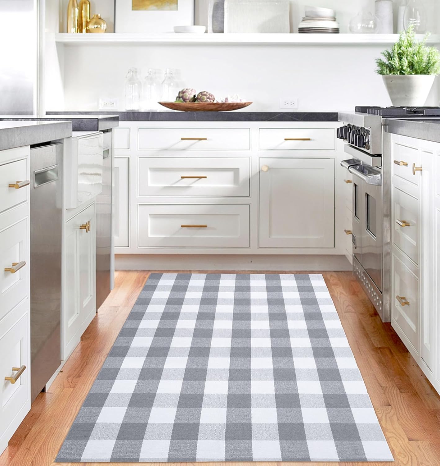 IOHOUZE Buffalo Plaid Checkered Rug 4x6 Ft Front Door Mats, Washable Area Rugs for Front Porch Decor, Spring Summer Welcome Mats Outdoor, Gray White Rug for Farmhouse/Entryway/Home Entrance