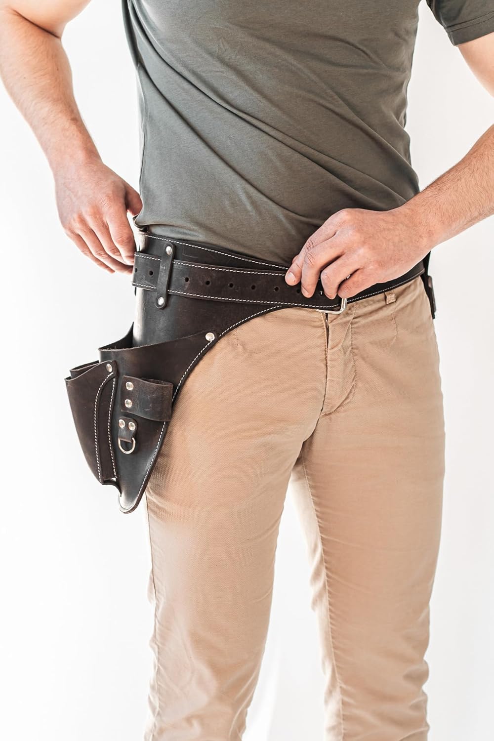 Garden Florist Tool Belt for Men | Leather Tool Belt for Women | Handmade Belt for Gardener, Electrician, and Carpenter | Leather Florist Belt (Brown CrazyHorse) (Black with engraving, one size)