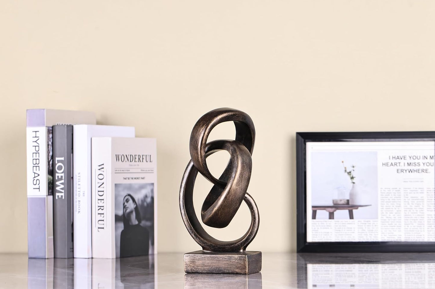 Modern Abstract Knot Sculpture, Artistic Mobius Inspired Resin Decor, Elegant Home and Office Decor, Perfect for Shelves, Desktops, and Mantles, Ideal Gift for Birthdays, Housewarmings (Bronze)