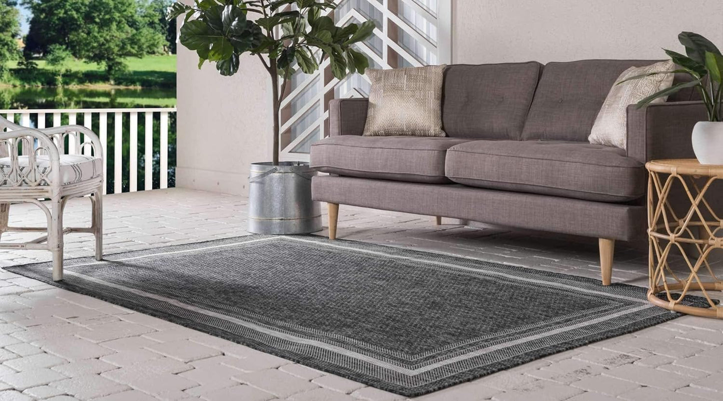 Unique Loom Outdoor Border Collection Area Rug - Soft Border (9' x 12' Rectangle, Black/ Ivory)