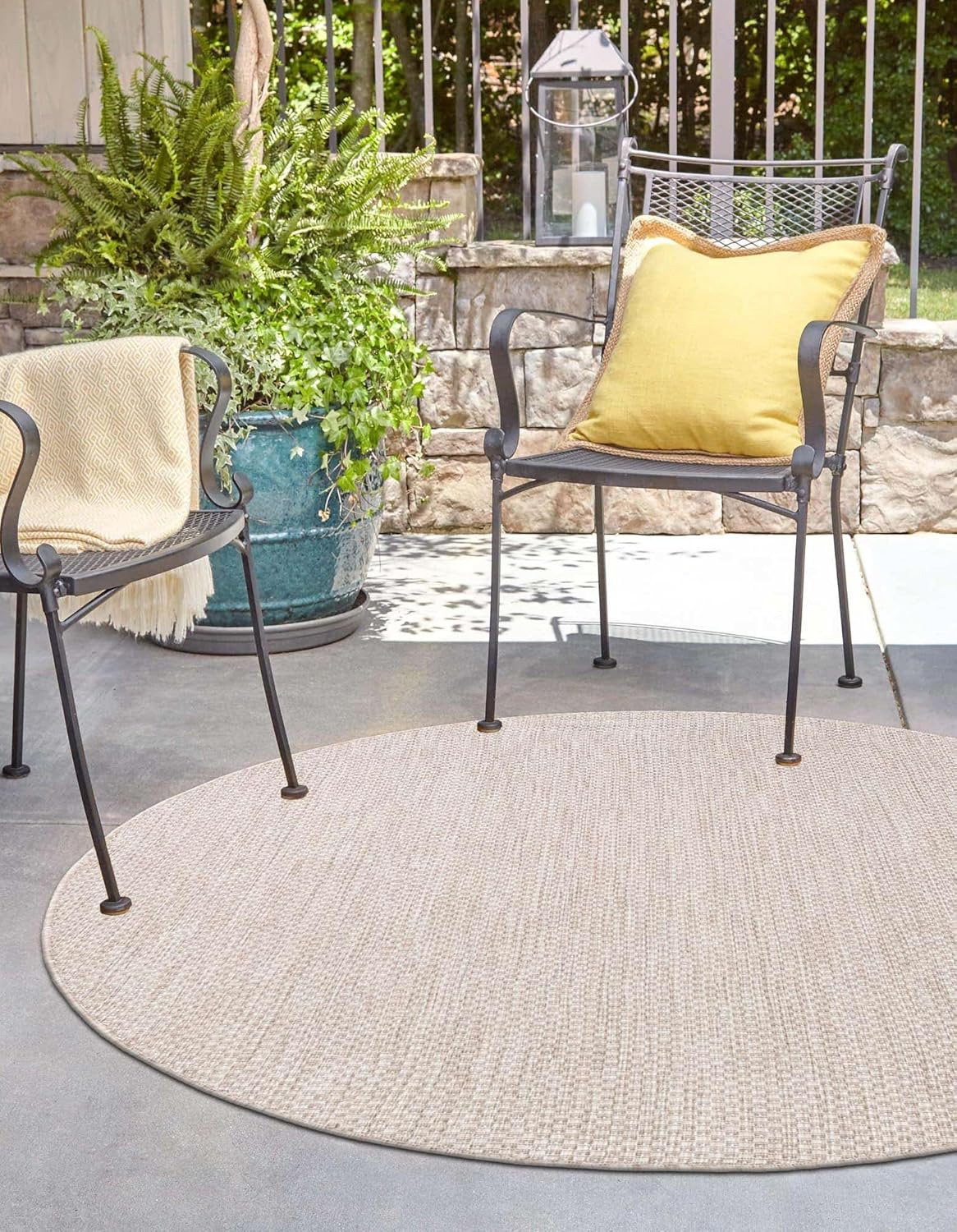 Unique Loom Outdoor Solid Collection Area Rug (6' 1" Round Beige/Ivory)