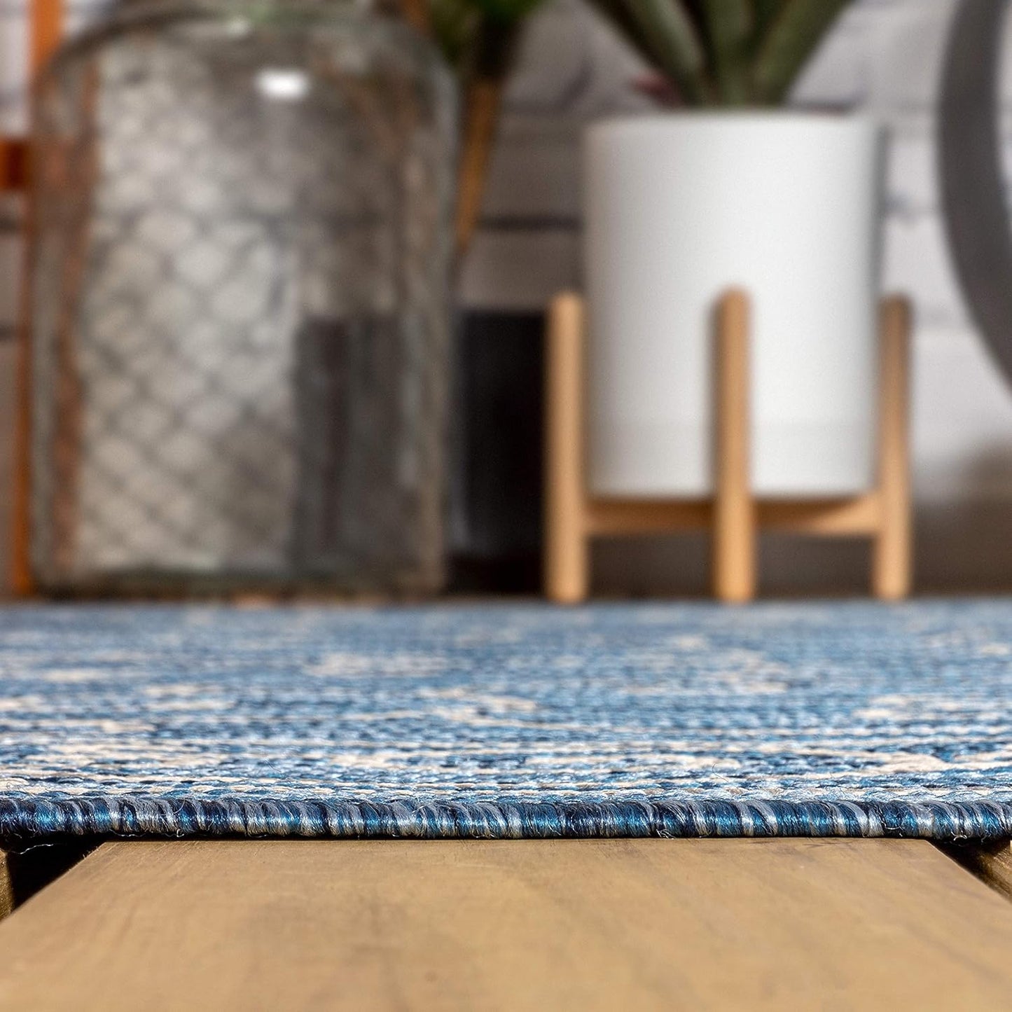 JONATHAN Y SMB106D-5TGN Charleston Vintage Filigree Textured Weave Navy/Gray 5' Octagon Indoor/Outdoor Area Rug, Non-Shedding, Stain Resistant,Fade Resistant, Easy-Cleaning for Backyard Patio, Porch