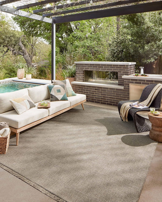 Loloi Dawn Collection Indoor/Outdoor DAW-04 Coffee 7'-8" x 7'-8" Round Area Rug